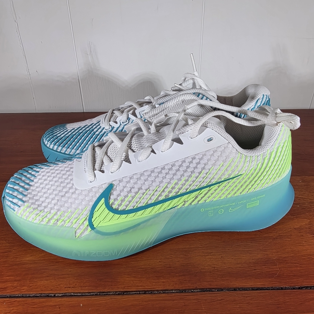 Nike Court Womens Air Zoom Vapor 11 HC Sz 8 Tennis White Lime Teal DR6965 104